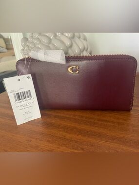 Authentic NWT Coach Zip Around Wallet in Burgundy with Gold 'C'